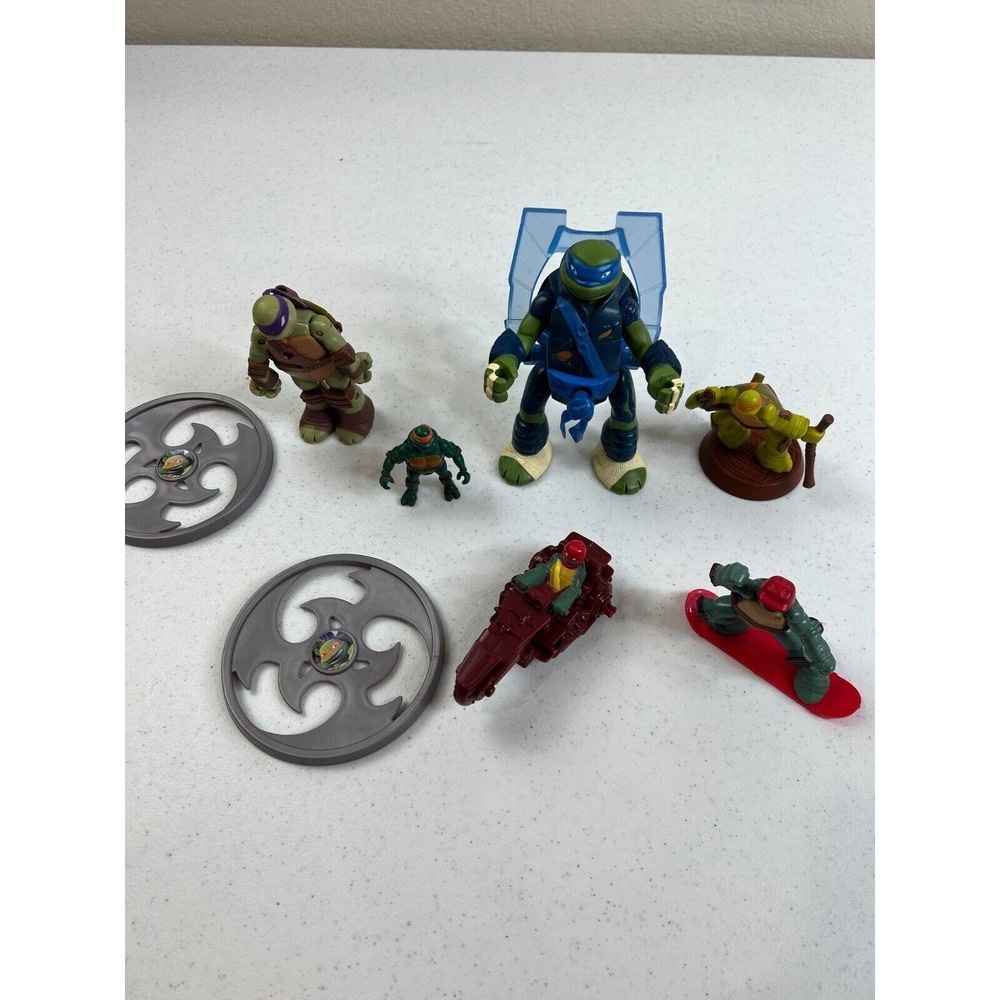 8x TMNT Leonardo Donatello Michelangelo‎ Throwing Discs McDonald's Action Figure